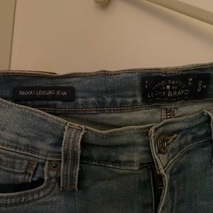 Skinny Ripped Legging Jean